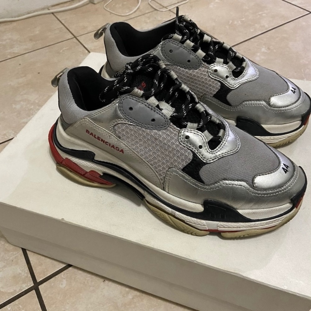 Balenciaga Triple S size 44 (US 11)